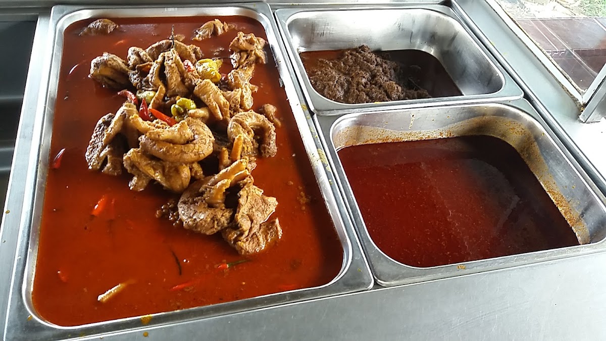 Kaknee Nasi Kukus Padang Kala